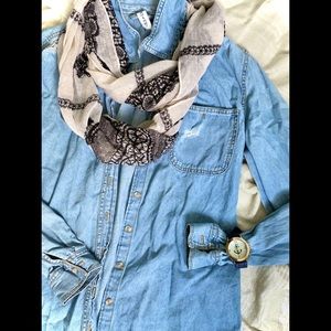 Denim distressed shirt